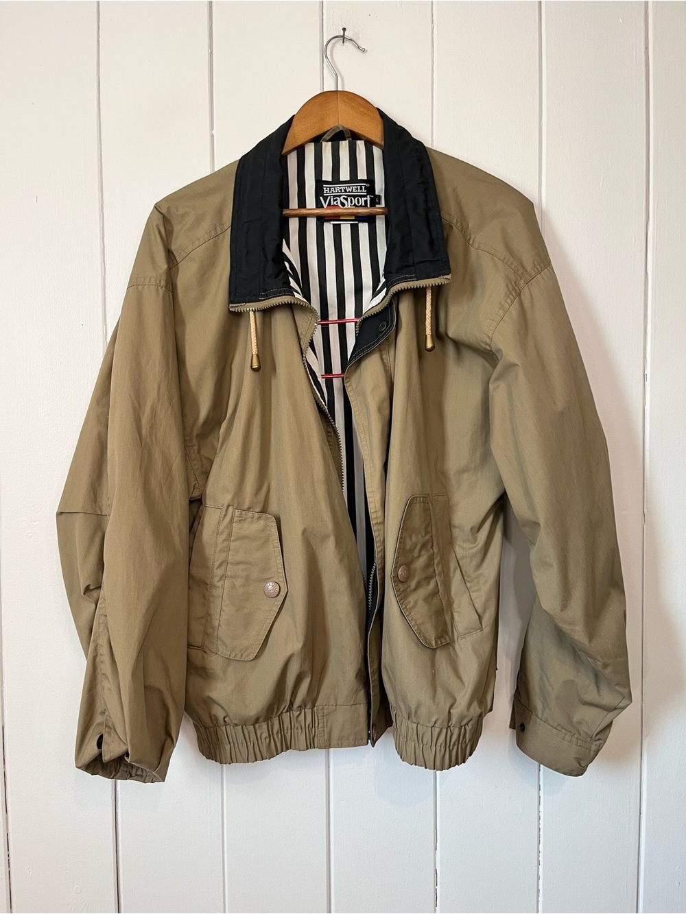 Hartwell Men's Khaki Bomber Jacket with Contrast Collar. Size Large.